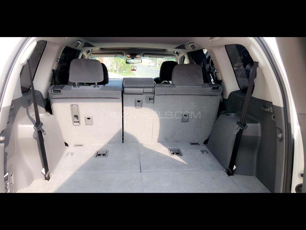 Toyota Prado 2012 for Sale in Lahore Toyota Prado 2012 for Sale in Lahore Image-5