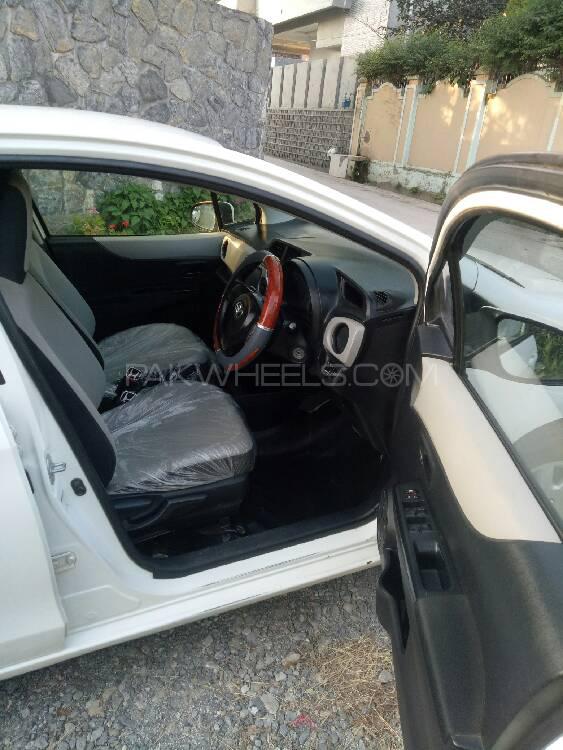 Toyota Vitz 2012 for Sale in Dera ismail khan Toyota Vitz 2012 for Sale in Dera ismail khan Image-17