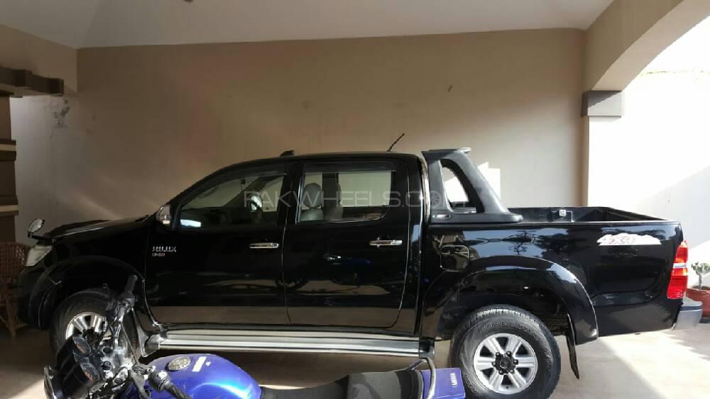 Toyota Hilux 2014 for Sale in Rahim Yar Khan Toyota Hilux 2014 for Sale in Rahim Yar Khan Image-2