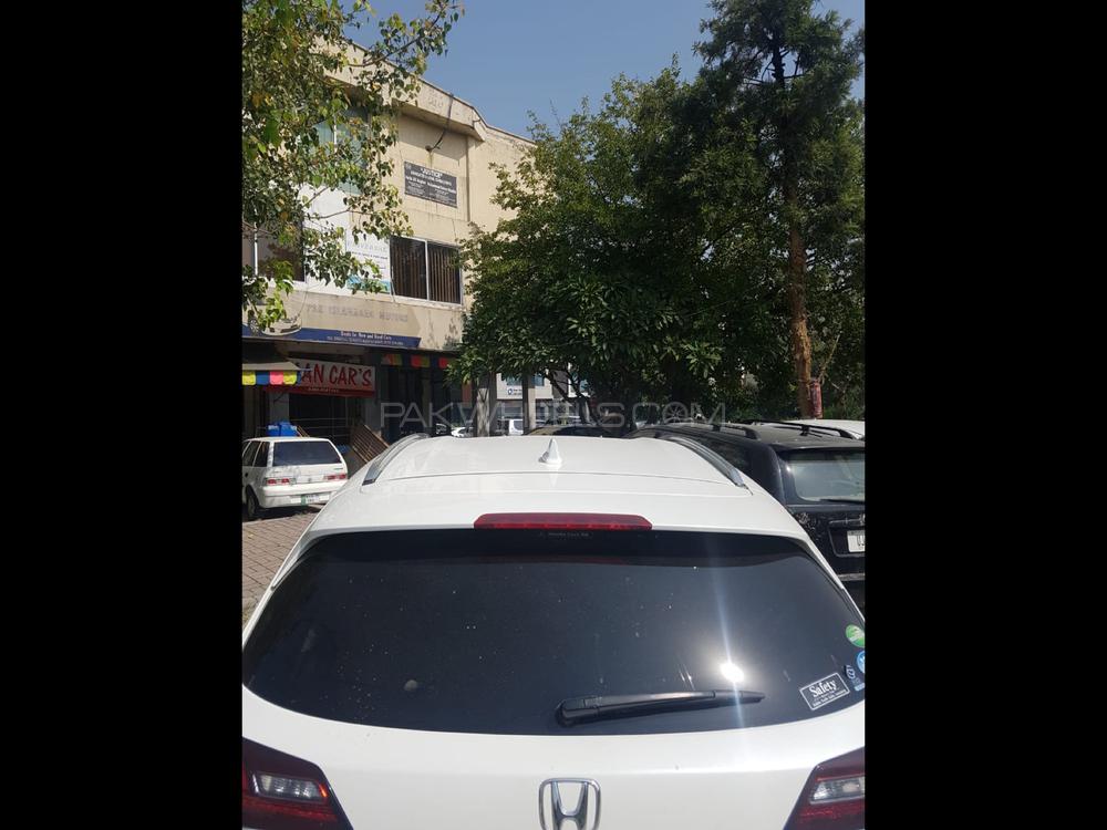 Honda Vezel 2015 for Sale in Islamabad Honda Vezel 2015 for Sale in Islamabad Image-5