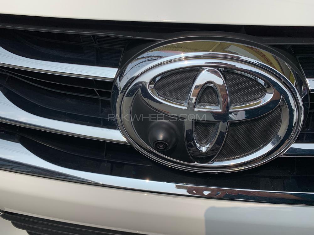 Toyota Fortuner 2018 for Sale in Lahore Toyota Fortuner 2018 for Sale in Lahore Image-4