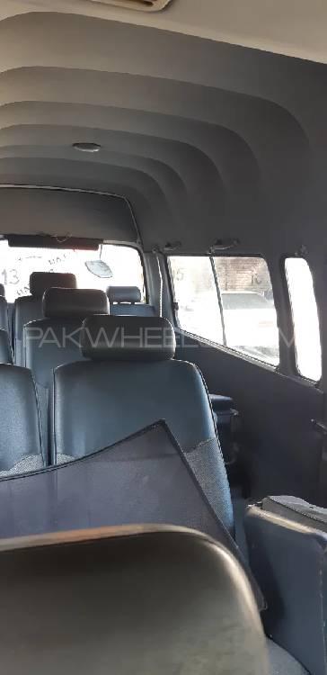 Toyota Hiace 2006 for Sale in Abbottabad Image-1