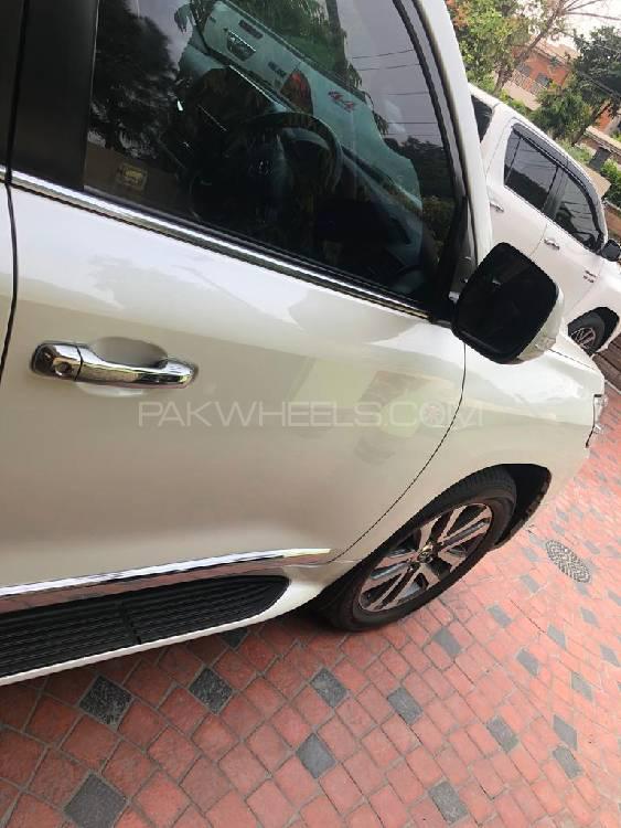 Toyota Land Cruiser 2016 for Sale in Lahore Image-1