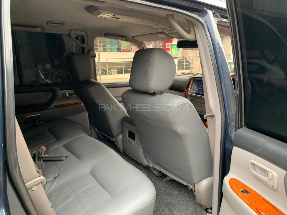 Toyota Land Cruiser 2003 for Sale in Lahore Toyota Land Cruiser 2003 for Sale in Lahore Image-7