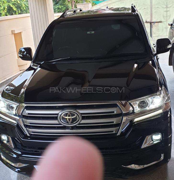 Toyota Land Cruiser 2017 for Sale in Islamabad Toyota Land Cruiser 2017 for Sale in Islamabad Image-17