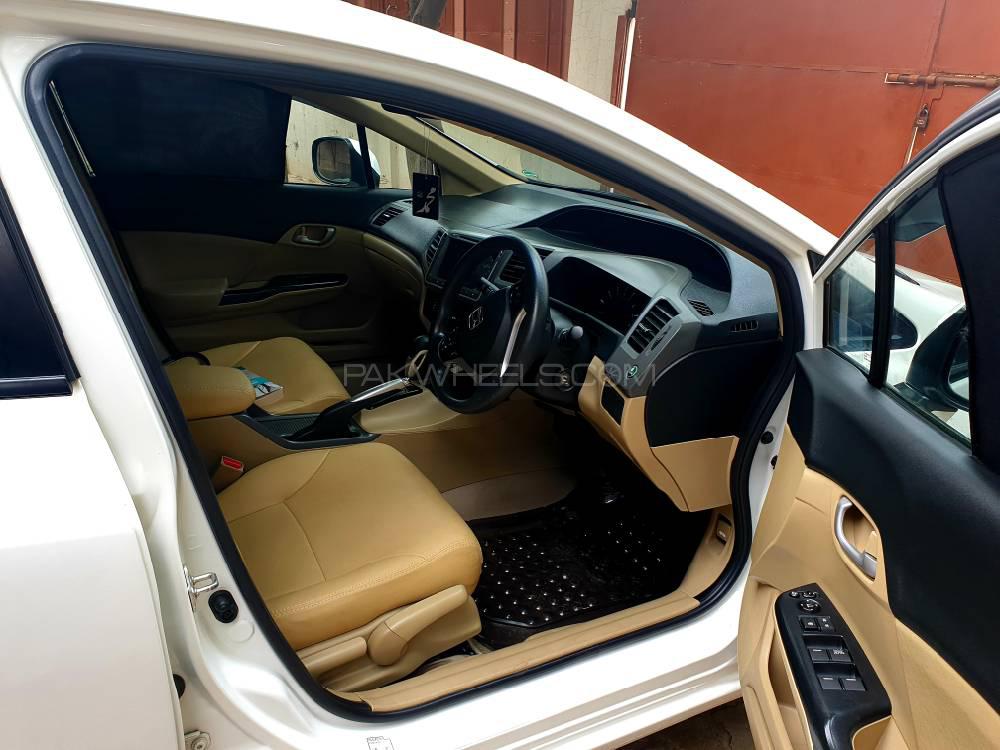 Honda Civic 2016 for Sale in Faisalabad Honda Civic 2016 for Sale in Faisalabad Image-4