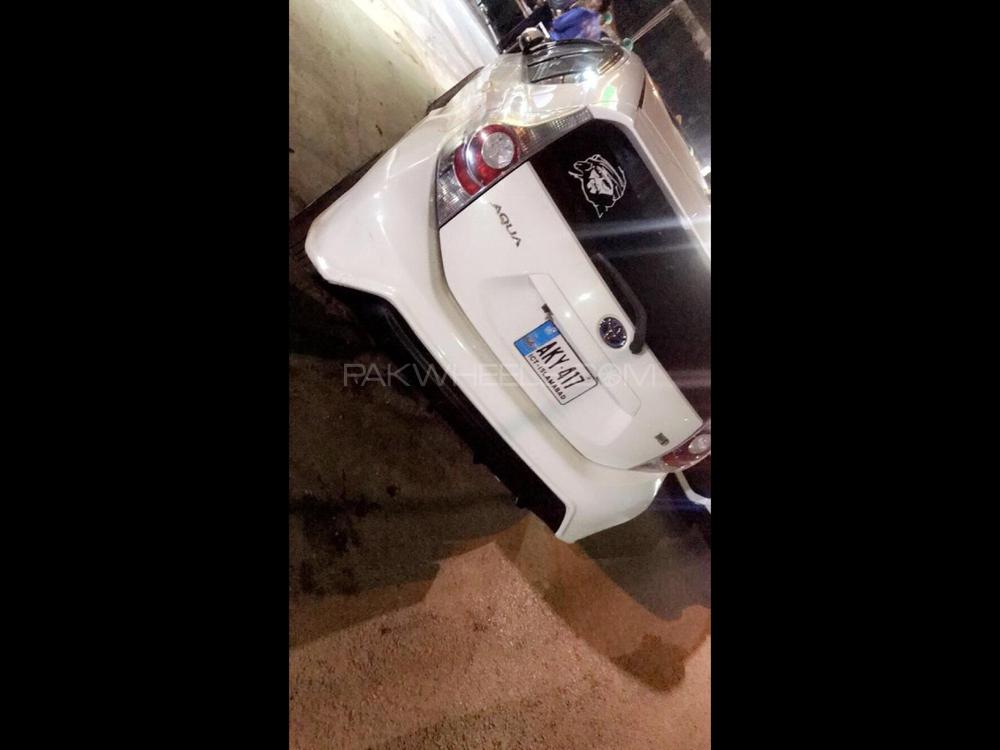 Toyota Aqua 2014 for Sale in Lahore Toyota Aqua 2014 for Sale in Lahore Image-6