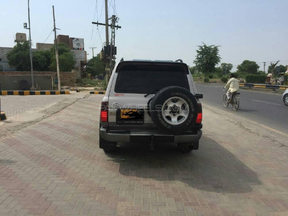 Toyota Land Cruiser 1995 for Sale in Sahiwal Toyota Land Cruiser 1995 for Sale in Sahiwal Image-9