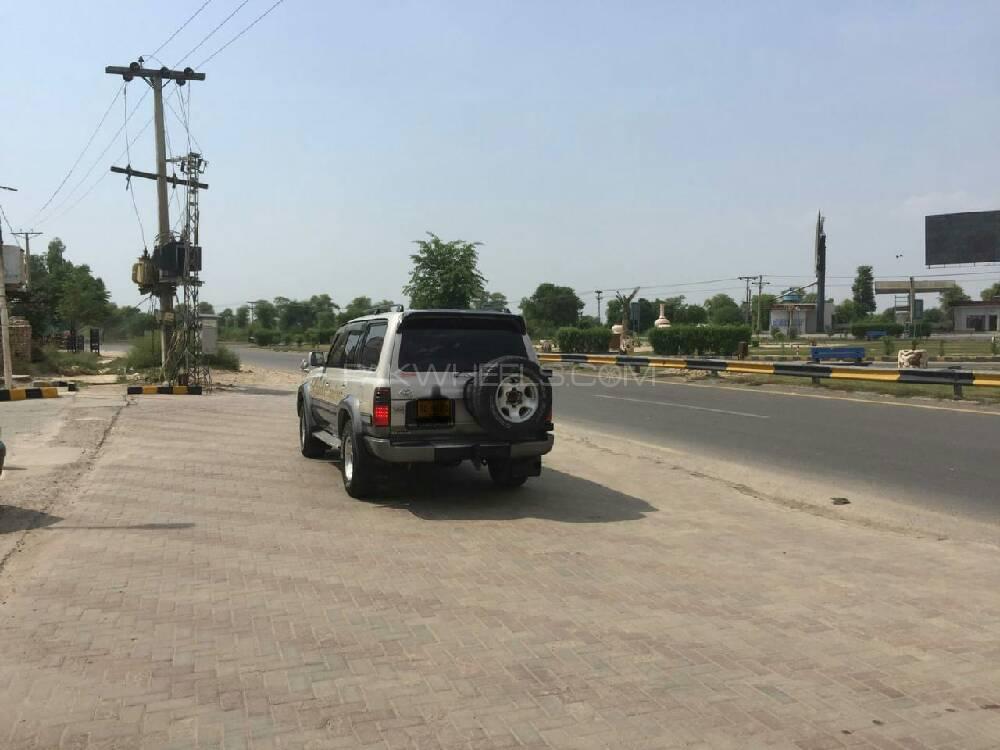 Toyota Land Cruiser 1995 for Sale in Sahiwal Toyota Land Cruiser 1995 for Sale in Sahiwal Image-14