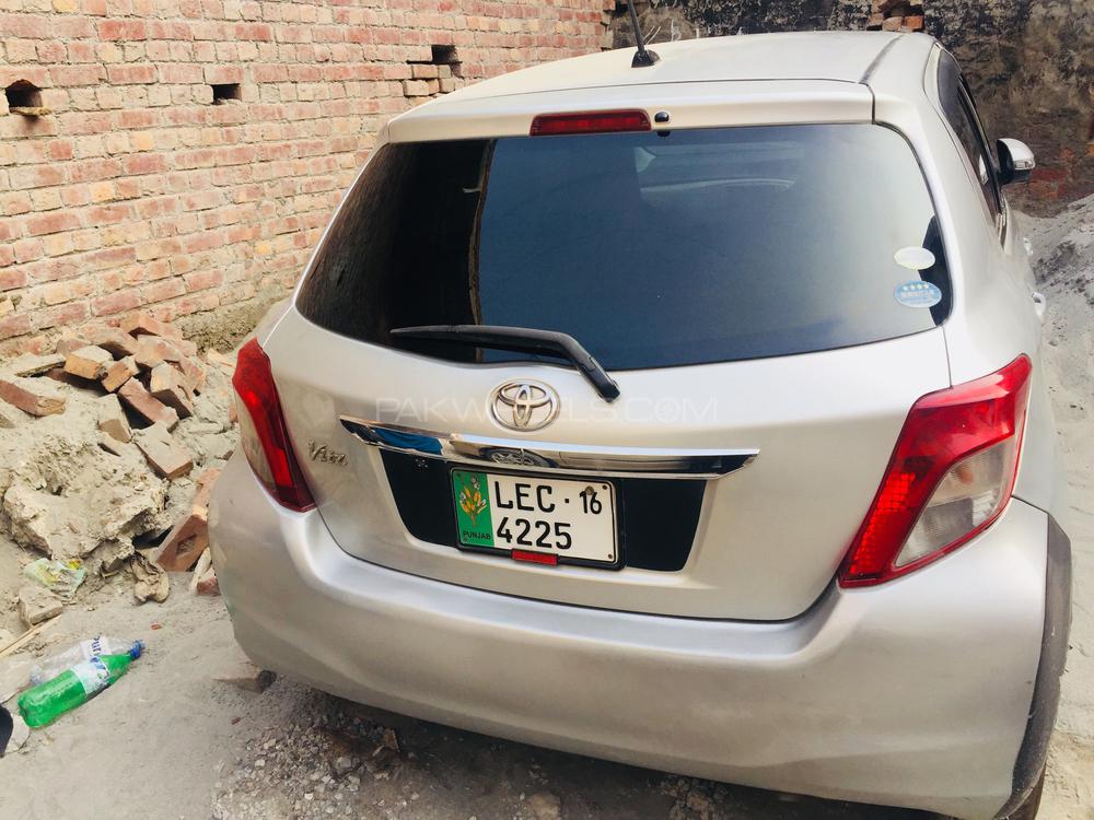 Toyota Vitz 2011 for Sale in Lahore Toyota Vitz 2011 for Sale in Lahore Image-9
