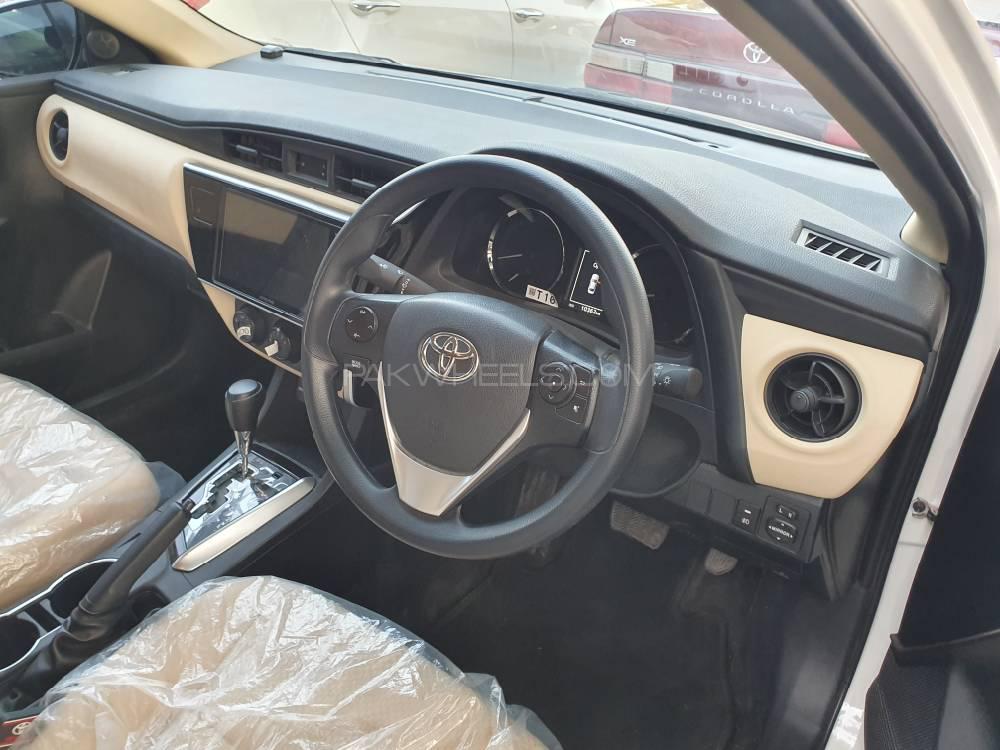 Toyota Corolla 2019 for Sale in Peshawar Toyota Corolla 2019 for Sale in Peshawar Image-11
