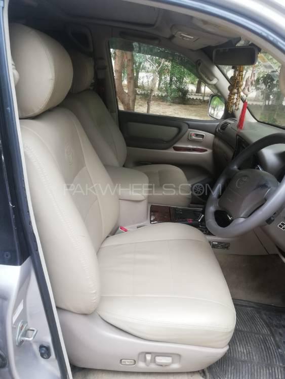 Toyota Land Cruiser 2001 for Sale in Sheikhupura Toyota Land Cruiser 2001 for Sale in Sheikhupura Image-7