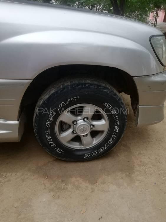 Toyota Land Cruiser 2001 for Sale in Sheikhupura Toyota Land Cruiser 2001 for Sale in Sheikhupura Image-11