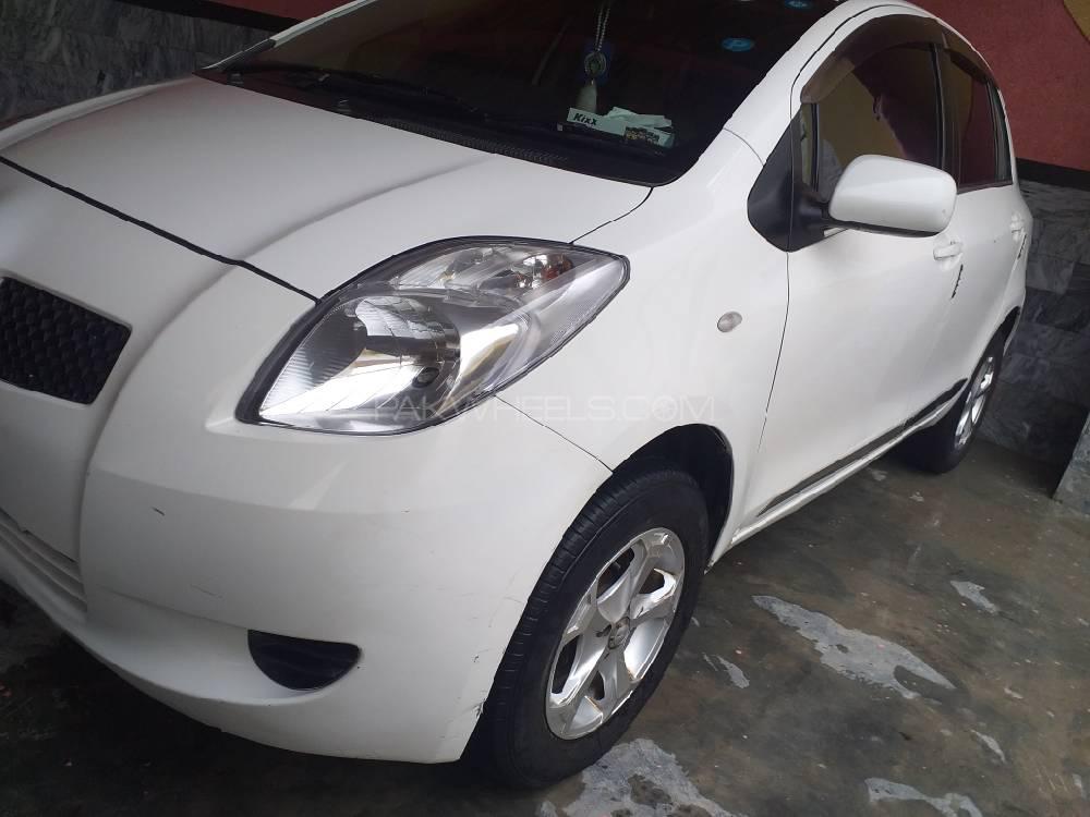 Toyota Vitz 2006 for Sale in Nowshera cantt Toyota Vitz 2006 for Sale in Nowshera cantt Image-3