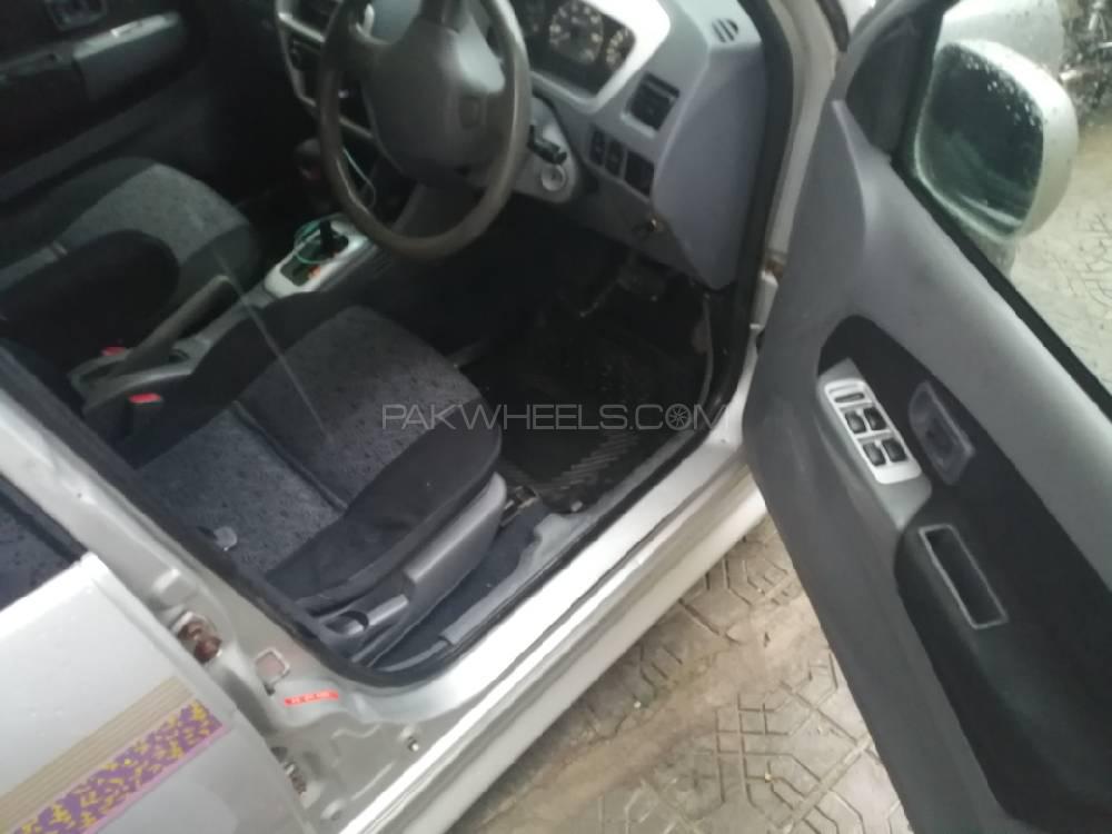 Daihatsu Terios Kid 2000 for Sale in Karachi Image-1