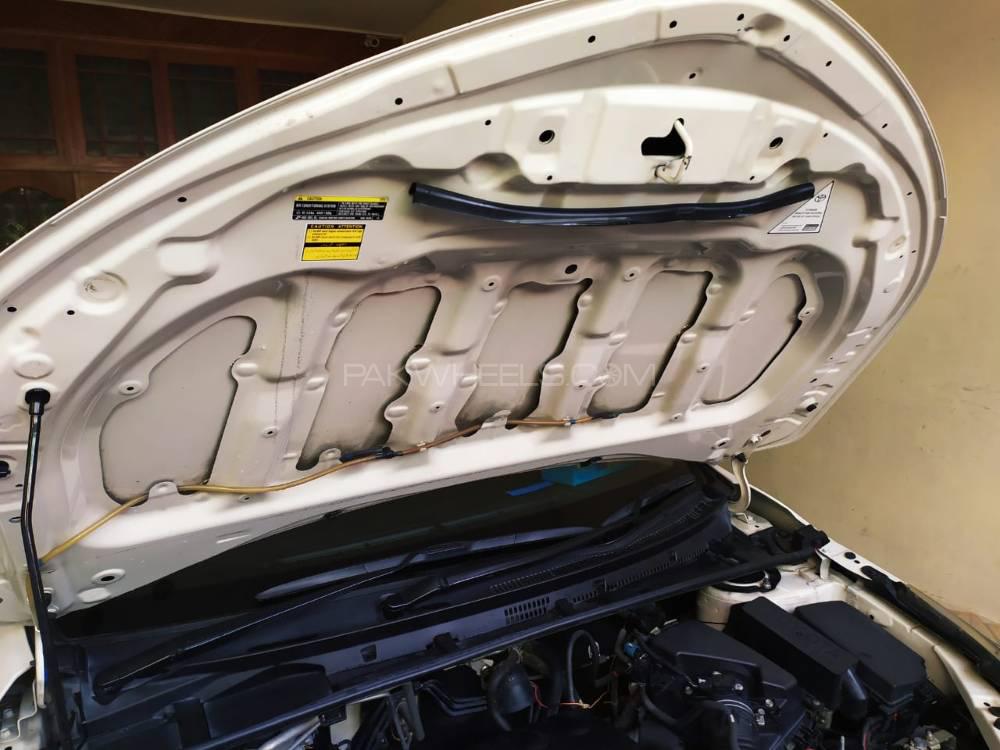 Toyota Corolla 2016 for Sale in Rawalpindi Toyota Corolla 2016 for Sale in Rawalpindi Image-19