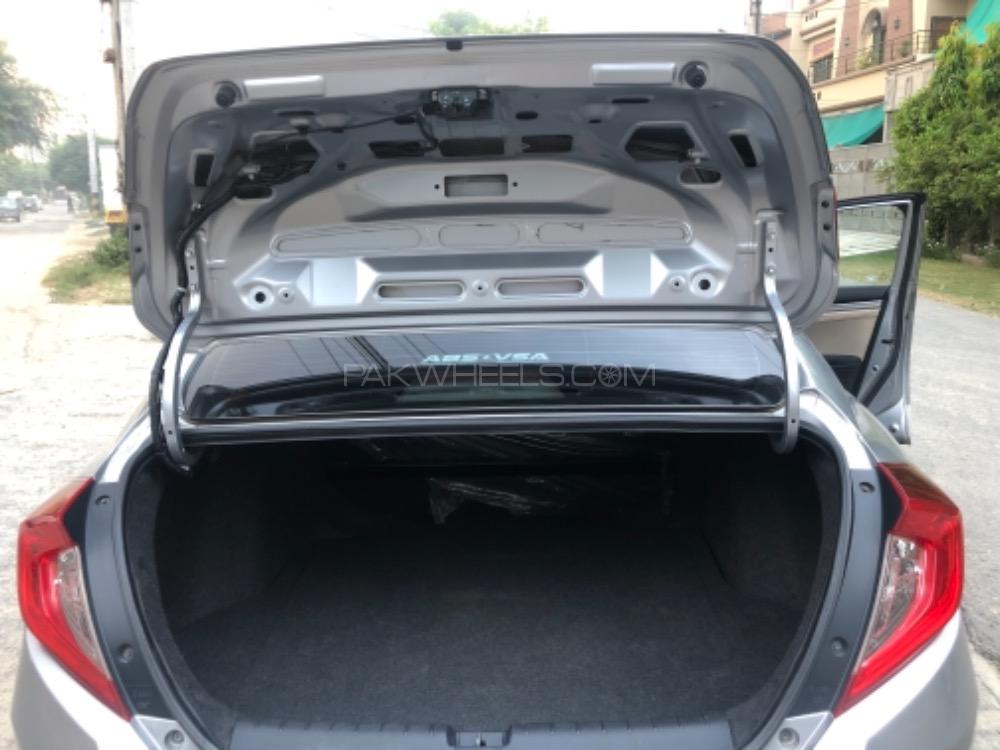 Honda Civic 2017 for Sale in Lahore Honda Civic 2017 for Sale in Lahore Image-15