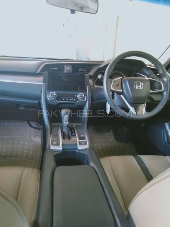 Honda Civic 2018 for Sale in Faisalabad Honda Civic 2018 for Sale in Faisalabad Image-3