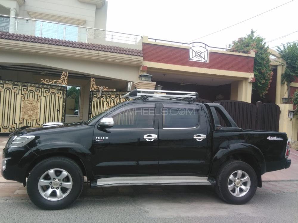 Toyota Hilux 2012 for Sale in Lahore Toyota Hilux 2012 for Sale in Lahore Image-7