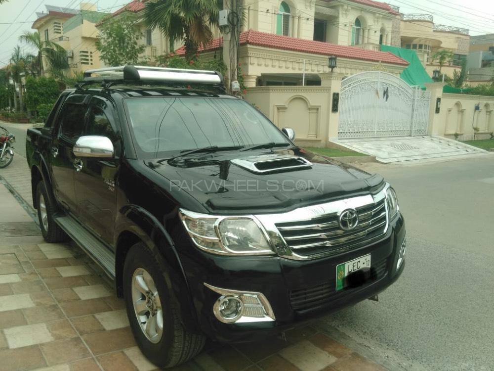 Toyota Hilux 2012 for Sale in Lahore Toyota Hilux 2012 for Sale in Lahore Image-8