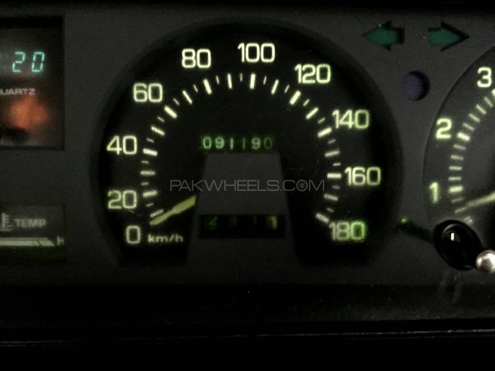 ٹویوٹا کرولا - 1982  ٹویوٹا کرولا - 1982  Image-11