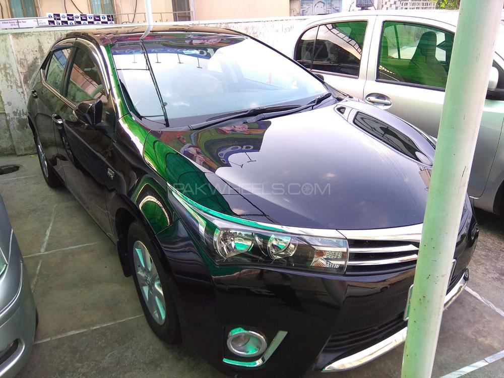 Toyota Corolla 2015 for Sale in Lahore Toyota Corolla 2015 for Sale in Lahore Image-2