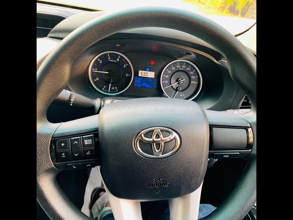 Toyota Hilux 2019 for Sale in Lahore Toyota Hilux 2019 for Sale in Lahore Image-12