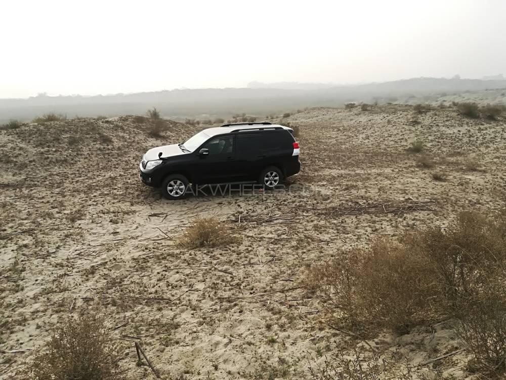 Toyota Prado - 2010  Toyota Prado - 2010  Image-3