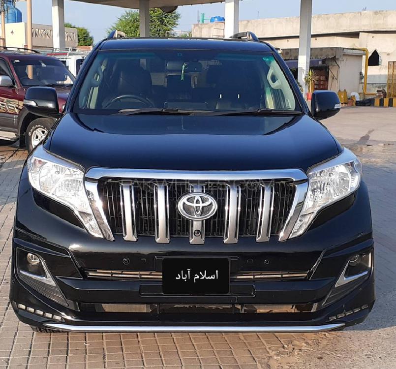 Toyota Prado 2010 for Sale in Kharian Image-1