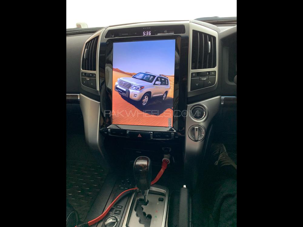 Toyota Land Cruiser 2012 for Sale in Karachi Toyota Land Cruiser 2012 for Sale in Karachi Image-10