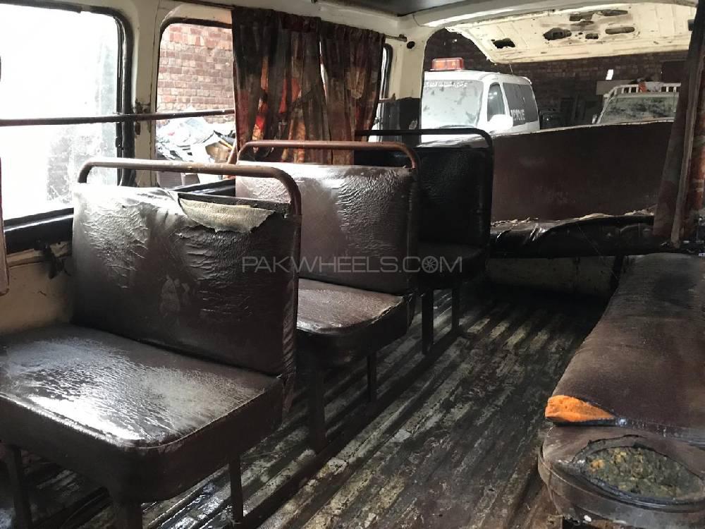 Toyota Hiace 1986 for Sale in Lahore Toyota Hiace 1986 for Sale in Lahore Image-5
