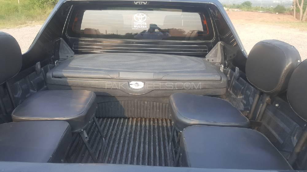 Toyota Hilux 2016 for Sale in Islamabad Toyota Hilux 2016 for Sale in Islamabad Image-19