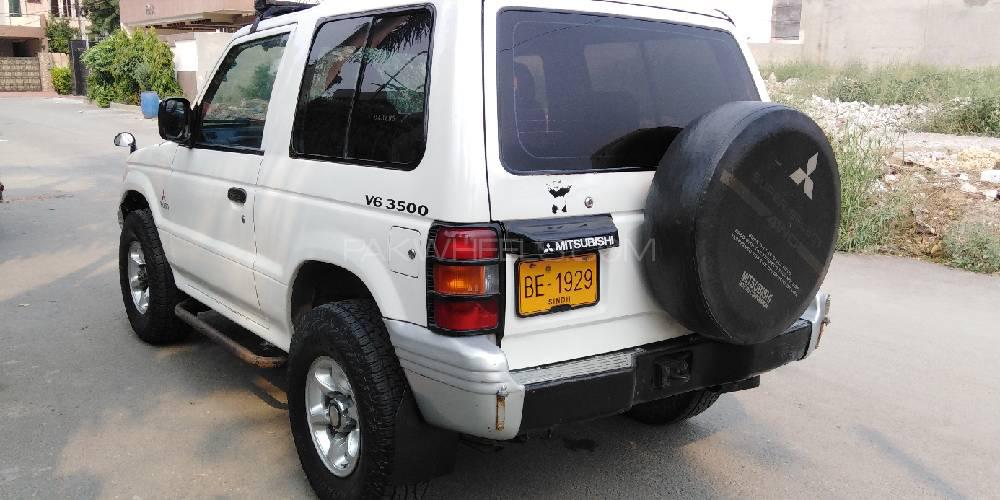 Mitsubishi Pajero 1995 for Sale in Faisalabad Mitsubishi Pajero 1995 for Sale in Faisalabad Image-2