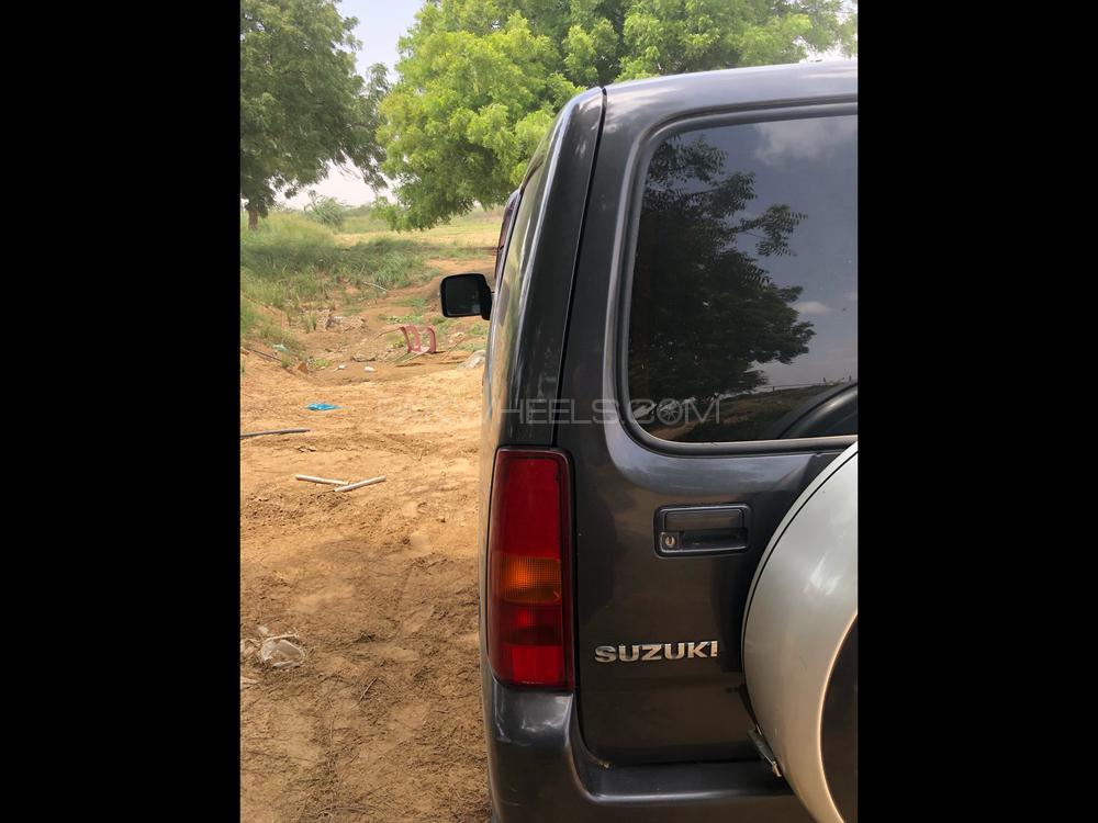 Suzuki Jimny 2010 for Sale in Karachi Suzuki Jimny 2010 for Sale in Karachi Image-7