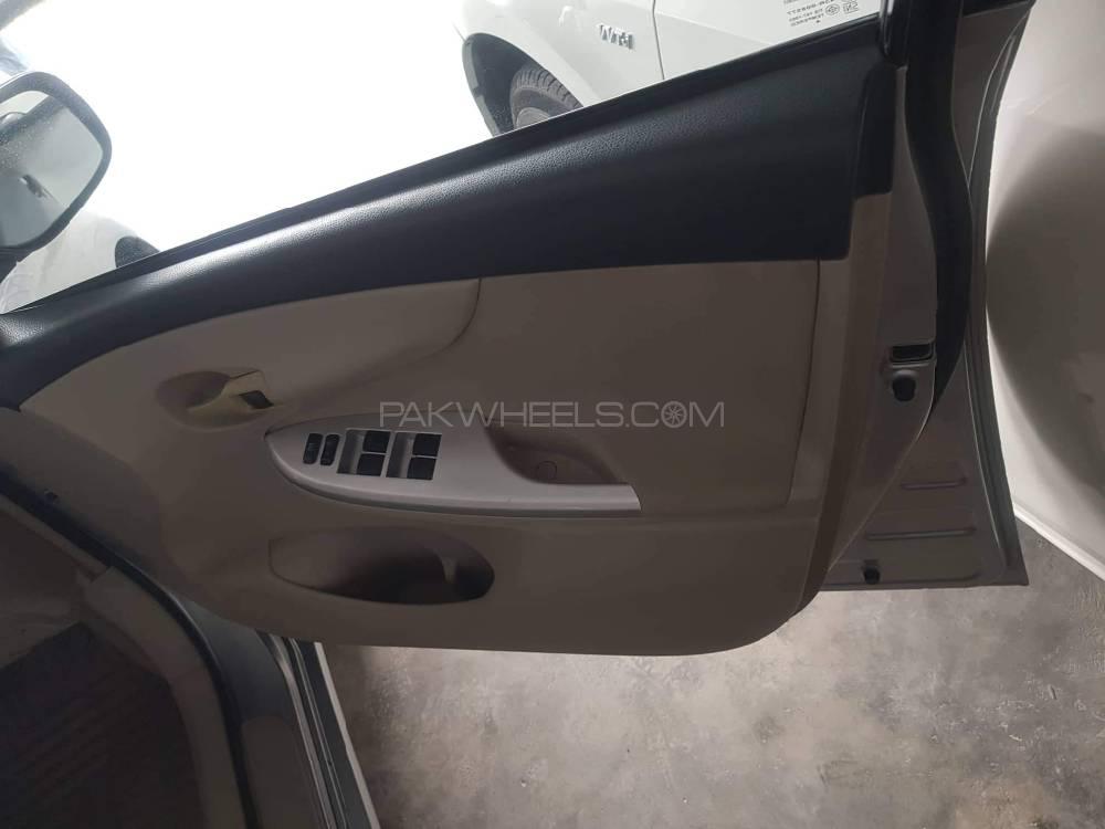 Toyota Corolla 2014 for Sale in Peshawar Toyota Corolla 2014 for Sale in Peshawar Image-9