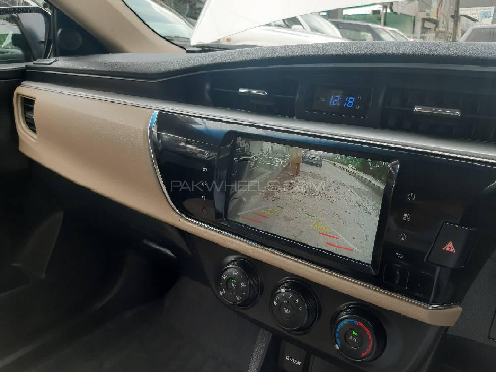 Toyota Corolla 2015 for Sale in Lahore Toyota Corolla 2015 for Sale in Lahore Image-12