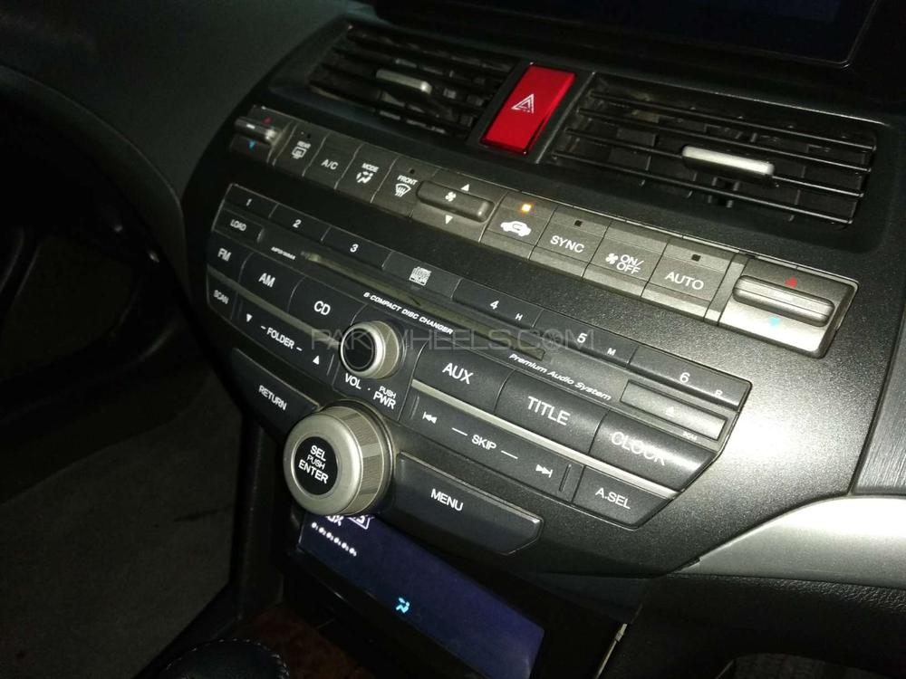 Honda Accord 2010 for Sale in Lahore Honda Accord 2010 for Sale in Lahore Image-9