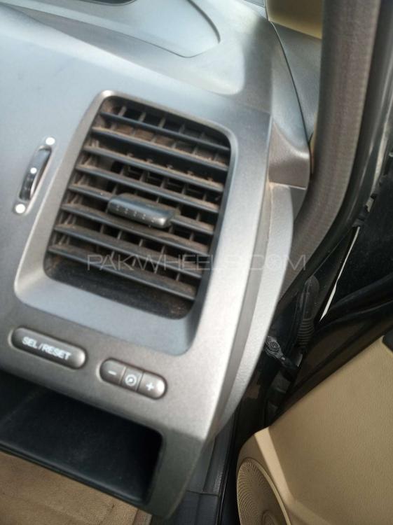 Honda Civic 2011 for Sale in Gujranwala Honda Civic 2011 for Sale in Gujranwala Image-11