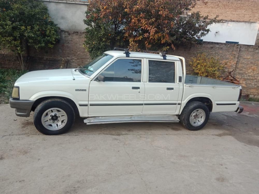 Mazda B2200 1999 for Sale in Mardan Mazda B2200 1999 for Sale in Mardan Image-8