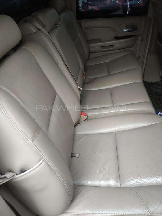 Cadillac Escalade Ext 2009 for Sale in Islamabad Cadillac Escalade Ext 2009 for Sale in Islamabad Image-11