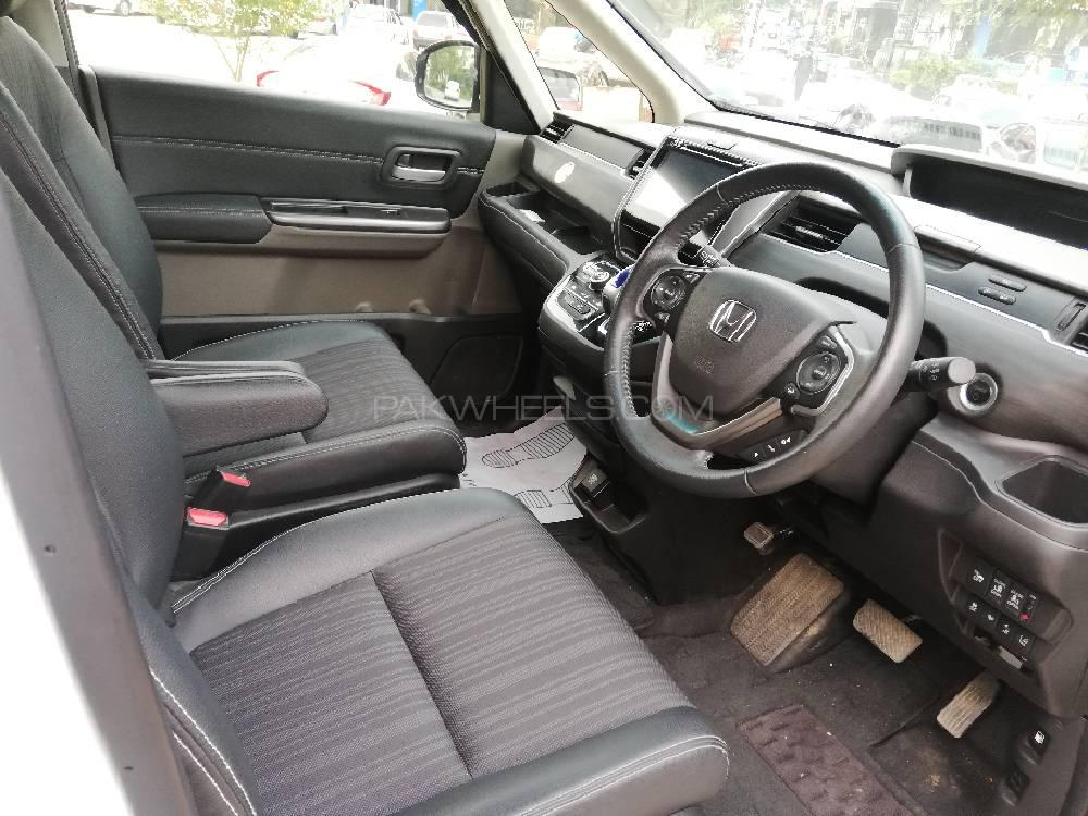 Honda Freed 2017 for Sale in Islamabad Honda Freed 2017 for Sale in Islamabad Image-11
