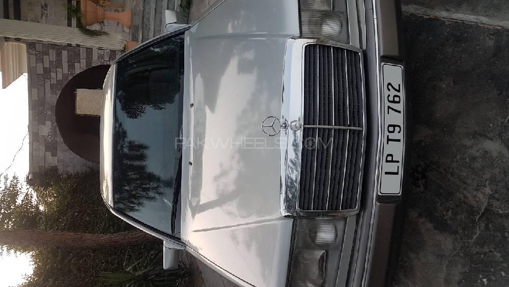 Mercedes Benz E Class 1993 for Sale in Mardan Mercedes Benz E Class 1993 for Sale in Mardan Image-15
