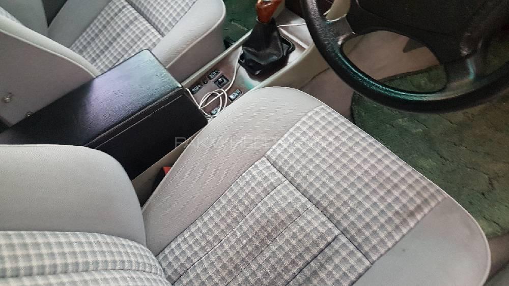 Mercedes Benz E Class 1993 for Sale in Mardan Mercedes Benz E Class 1993 for Sale in Mardan Image-19