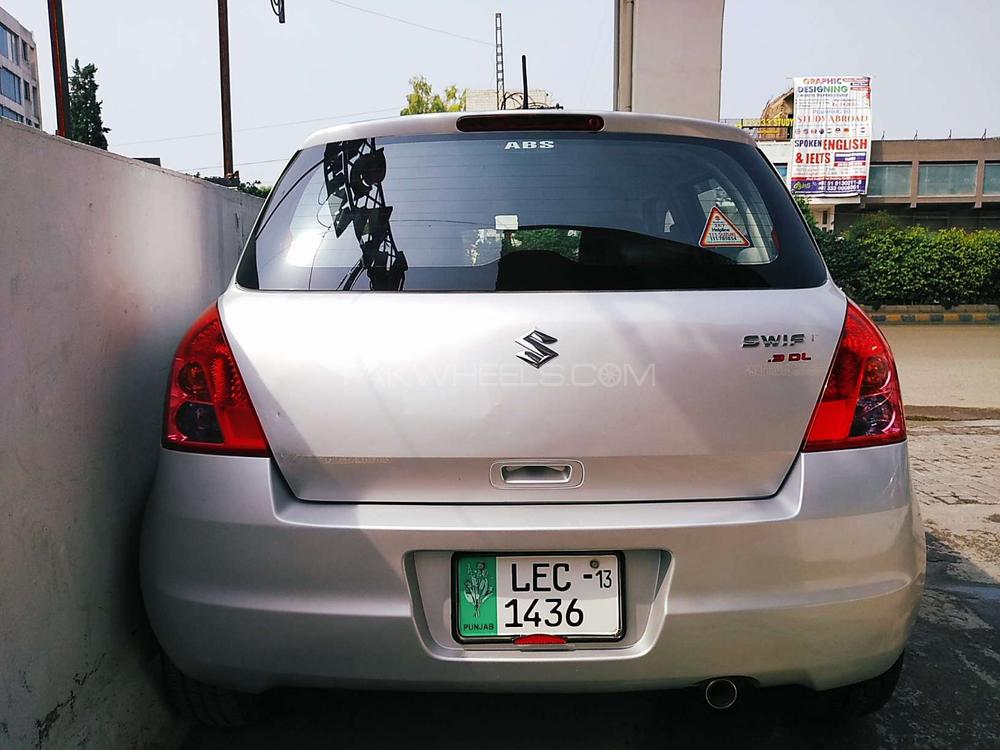 Suzuki Swift 2013 for Sale in Rawalpindi Suzuki Swift 2013 for Sale in Rawalpindi Image-3