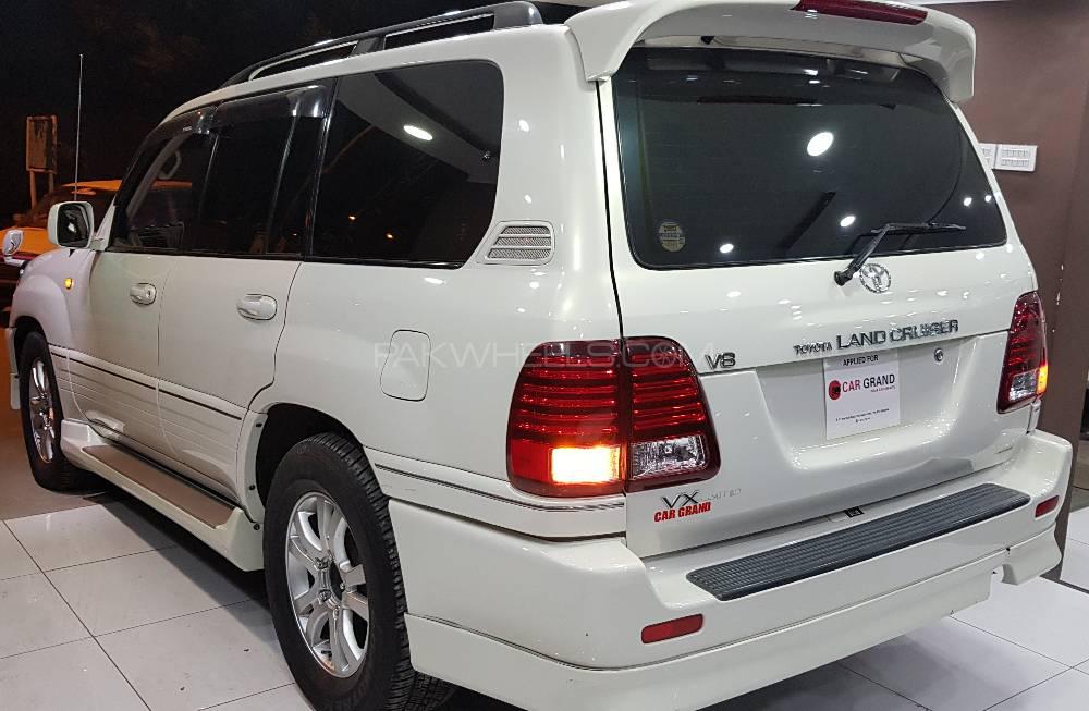 Toyota Land Cruiser 2002 for Sale in Peshawar Toyota Land Cruiser 2002 for Sale in Peshawar Image-4
