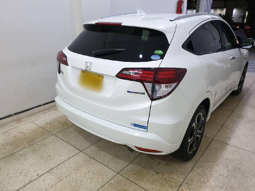 Honda Vezel 2015 for Sale in Karachi Honda Vezel 2015 for Sale in Karachi Image-7