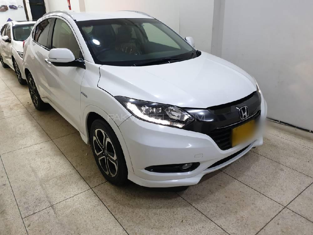 Honda Vezel 2015 for Sale in Karachi Honda Vezel 2015 for Sale in Karachi Image-5