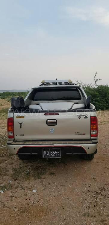 Toyota Hilux 2009 for Sale in Karachi Toyota Hilux 2009 for Sale in Karachi Image-6