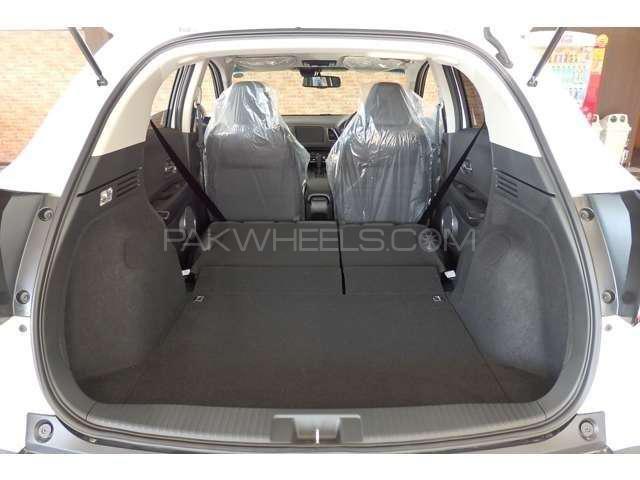 Honda Vezel 2018 for Sale in Islamabad Honda Vezel 2018 for Sale in Islamabad Image-4