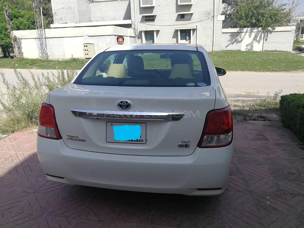 Toyota Corolla Axio 2013 for Sale in Rawalpindi Toyota Corolla Axio 2013 for Sale in Rawalpindi Image-2